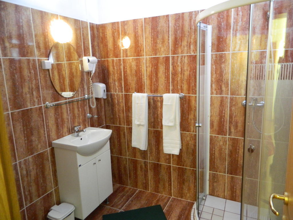 Pensiunea Riunione Braşov Quarto foto