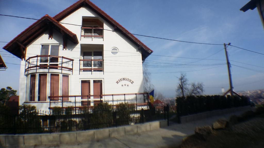 Pensiunea Riunione Braşov Exterior foto